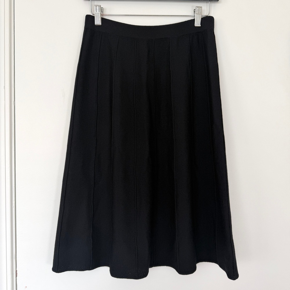 St. John‎ Basics Black Ribbed Knit A-Line Skirt Size 6 Santana Knit Skirt
